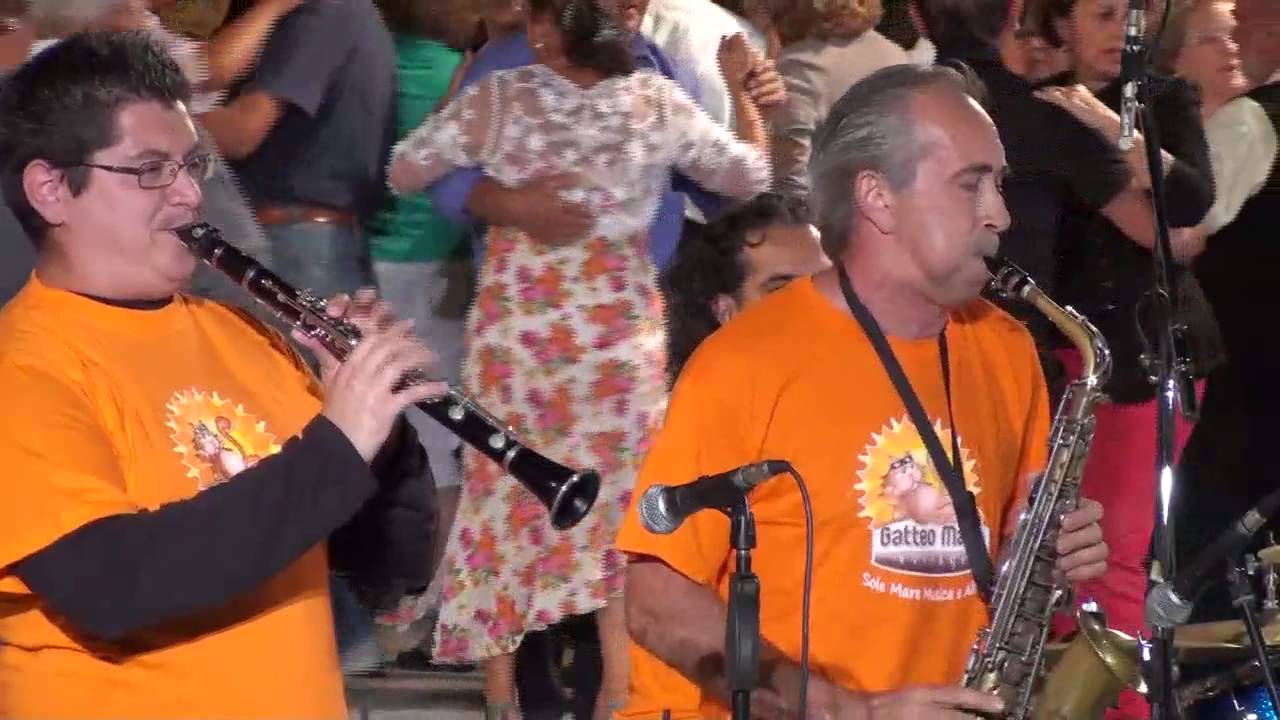 FANATICA polka di Bergamini eseguita dall'orchestra di LUCA BERGAMINI a Gatteo Mare 2013