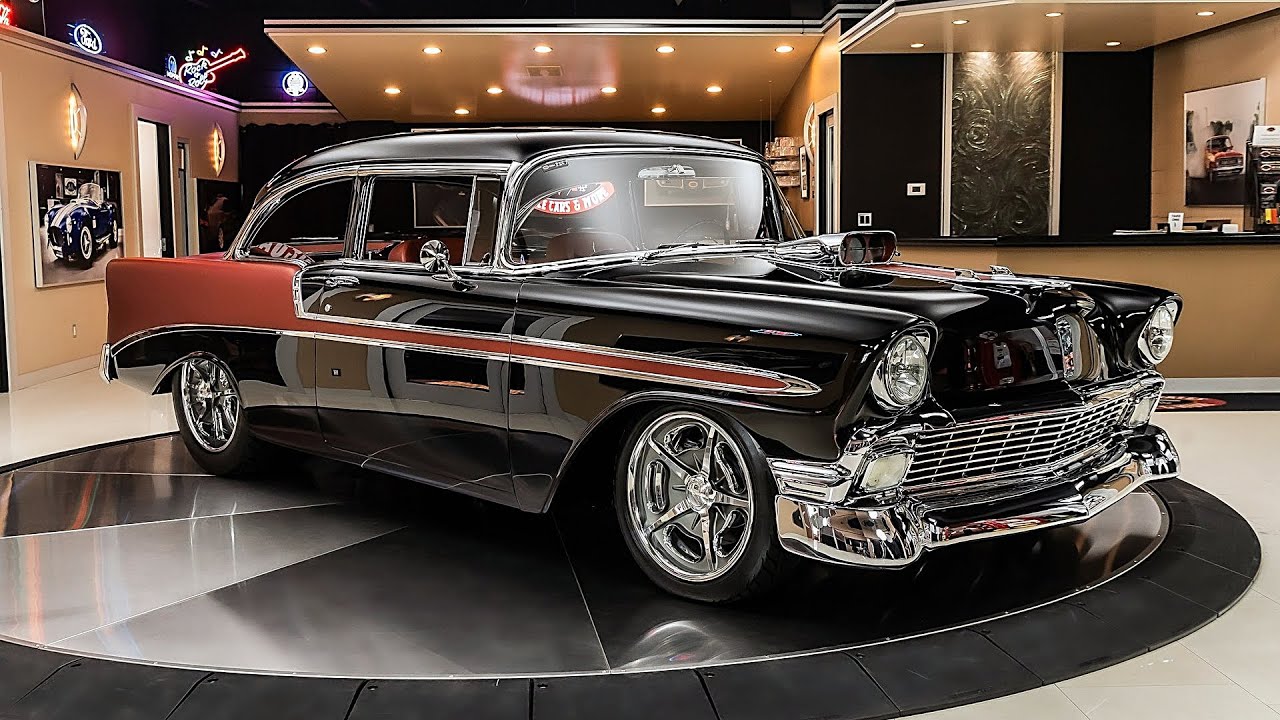 Реставрированный Chevrolet Bel Air 1956 года с двигателем V8 496 с ревом возвращается в глянцево-...