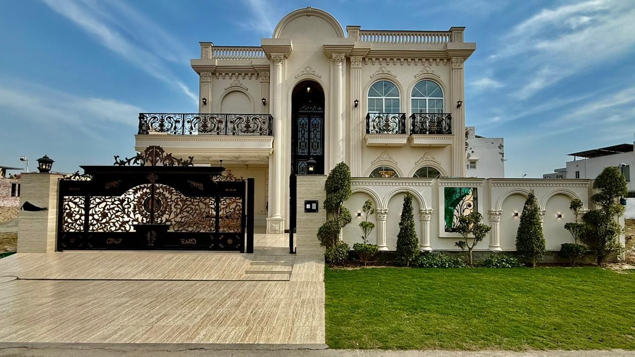 1 Kanal Classic Neon Luxury House For Sale | DHA Phase 7 Block S | 5 Bed | Near Park & Mosque