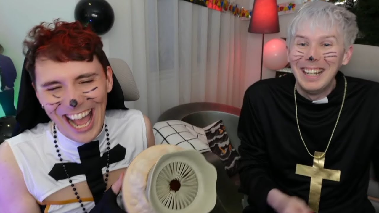 The Dan and Phil Dune Bucket Lore