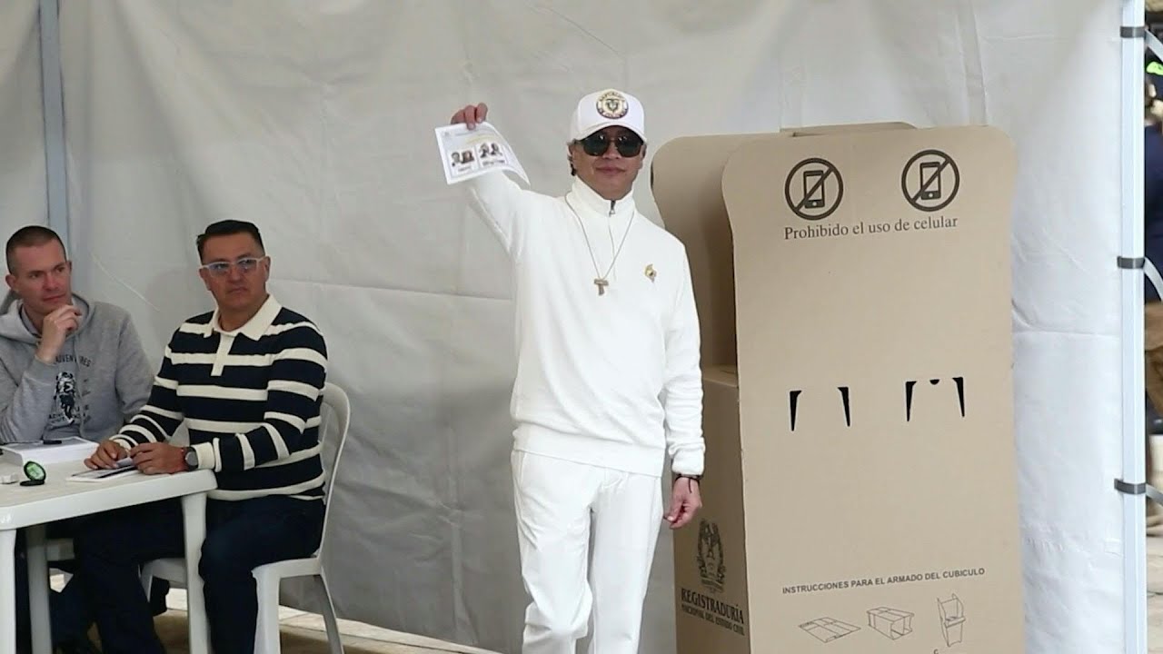Colombian President Petro votes in presidential runoff | AFP