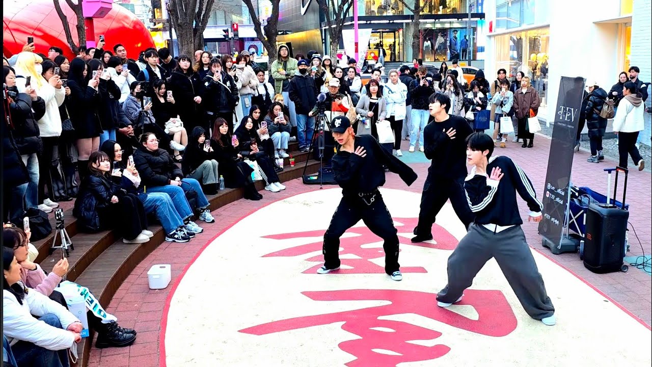 [STREET ARTIST] T:EV. INTERACTIVE HONGDAE BUSKING. 250310.