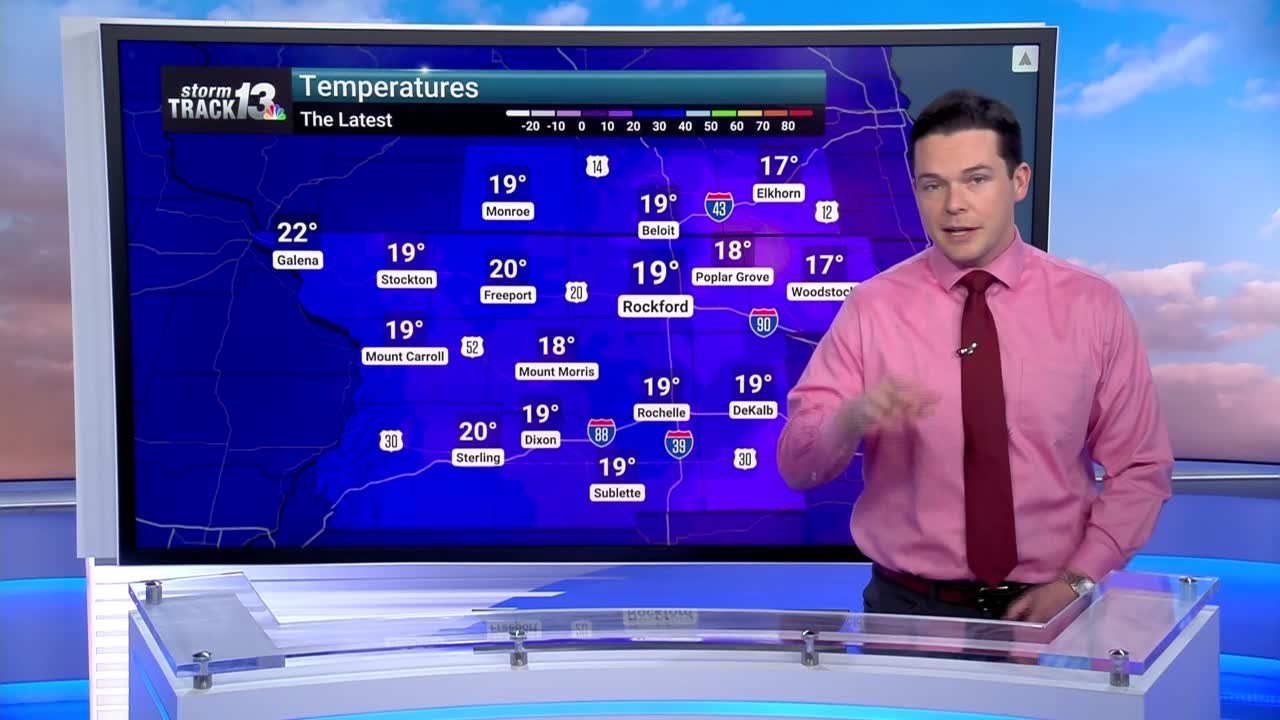 Clipper system brings snow and wintry mix
