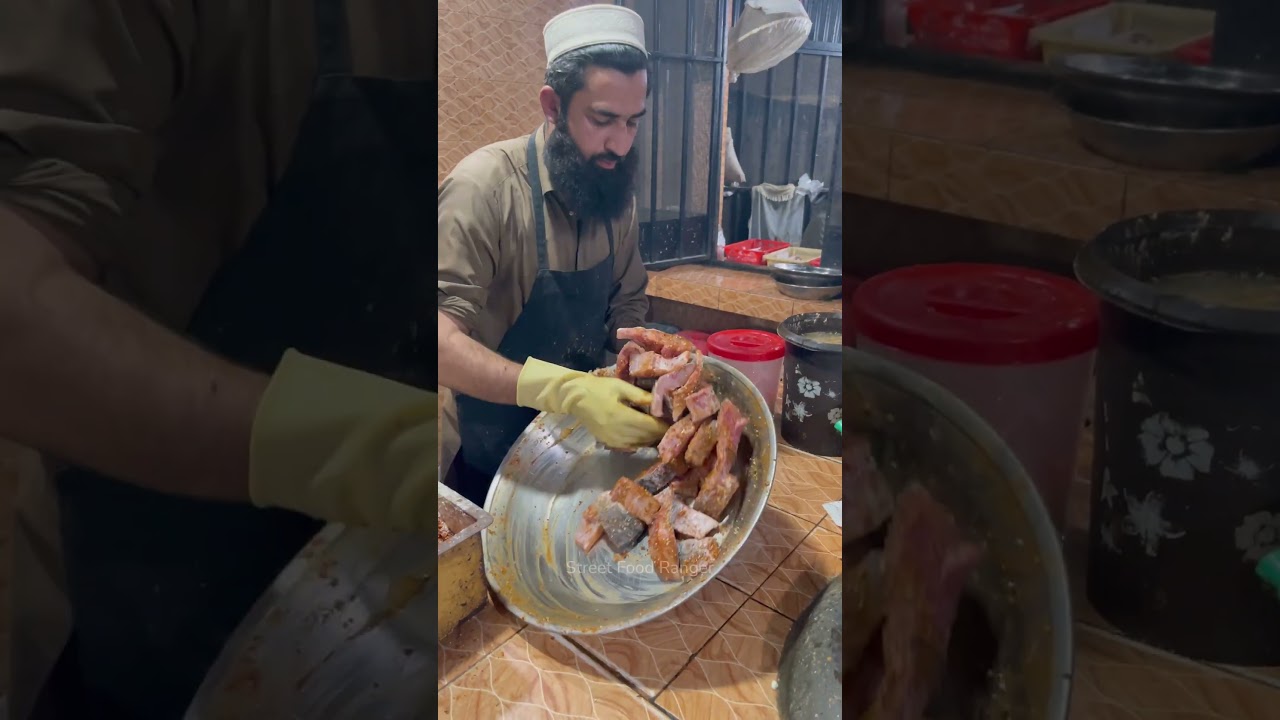 Famous Fry Fish at Zaiqa Restaurant | Spicy Fried Fish | Peshawari Fry Fish | Pakistani Street Food