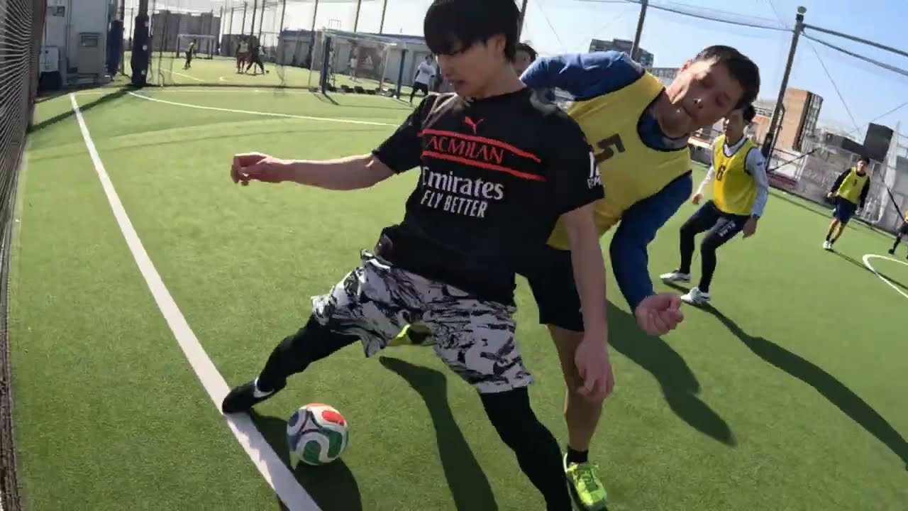 ↑2026/3/1 16:00〜 横浜 フットサル【徹底的に相手の逆を突く！？多彩なフェイントから始まるドリブルを止めるのはインポッシブル！素直なぼくは100%引っかかるわ】クーバーフットボールパーク