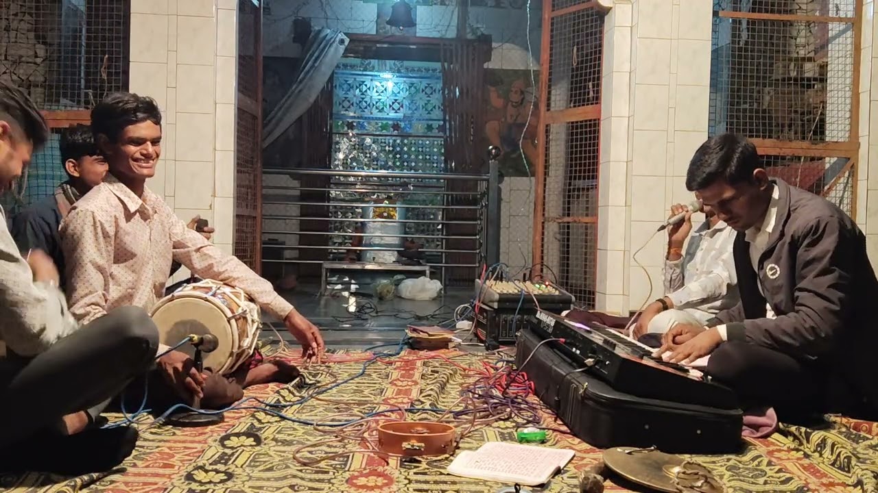सुंदरकांड मंडल रामपुरिया सुंदरकांड पाठ के लिए संपर्क करें मोबाईल नंबर 8094680746, 8003568397 