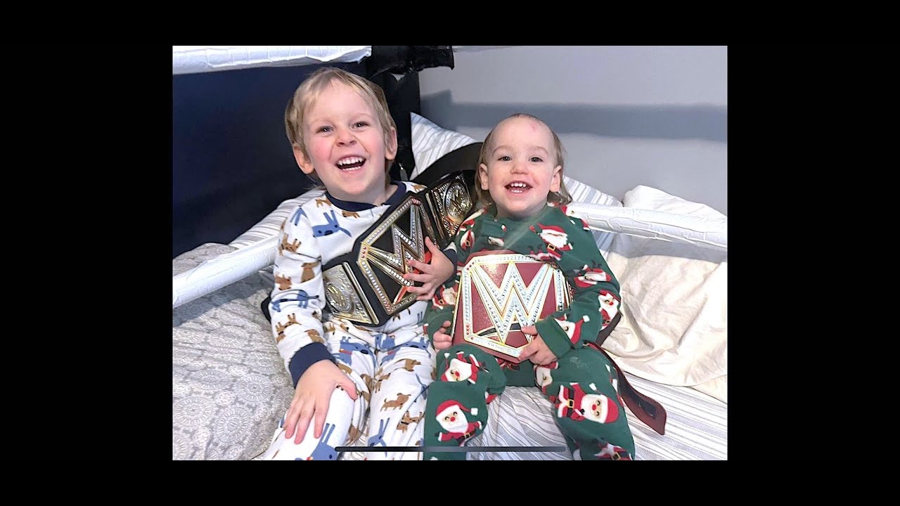 Dad builds WWE ring bed for kids