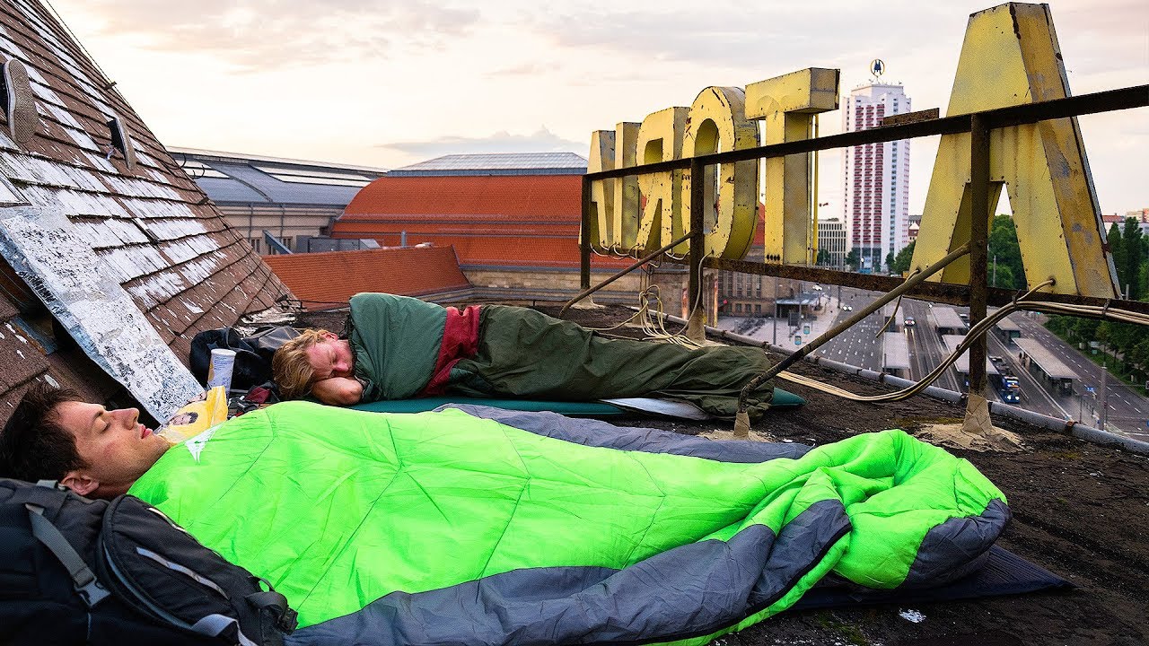 WAKING UP ON A ROOFTOP! Abandoned Hotel In The City Center - Urbex Lost Places Leipzig Germany