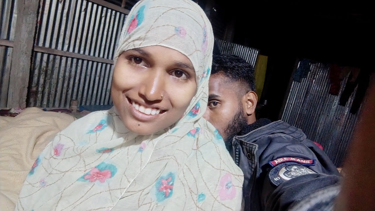 দুঃখিত একটু বাইরে গেছিলাম  is live