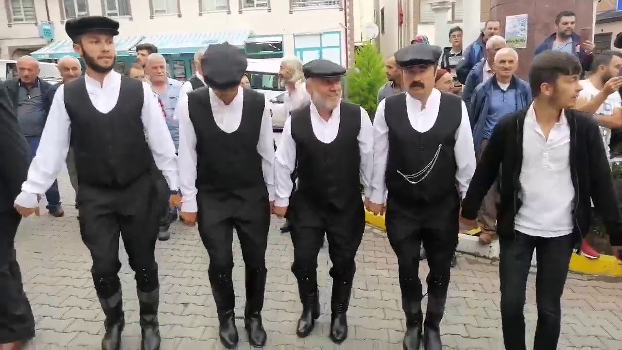 TONYA MEYDANDA DAVUL ZURNA DİK HORON (19 TEMMUZ 2019)