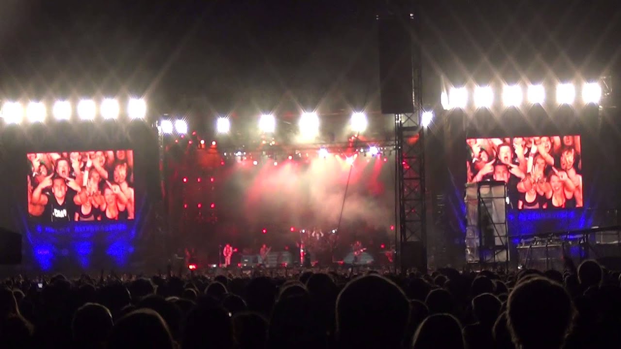 Korn - Dead Bodies Everywhere (Live) @ Rock im Park festival 2013