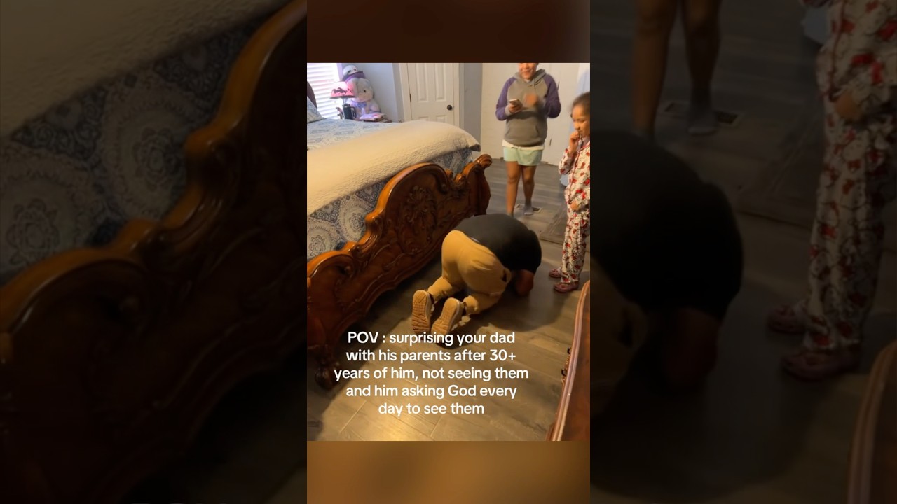 Этот папа снова увидел своих родителей спустя 30 лет ❤️
