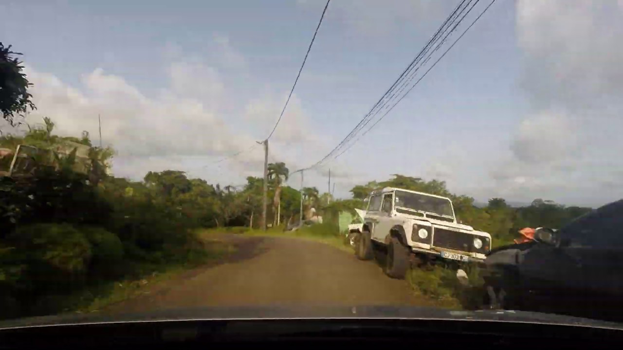 Driving the tiny roads of Martinique