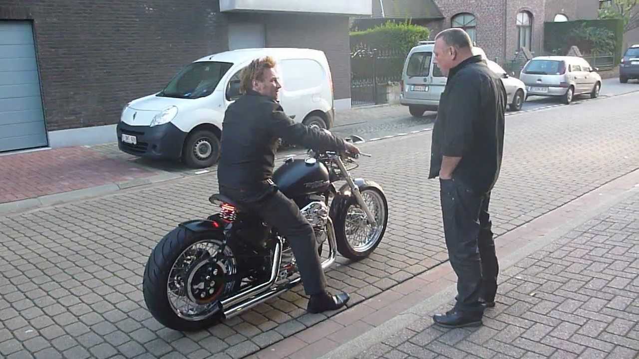 Harley Davidson Sportster Bobber.avi