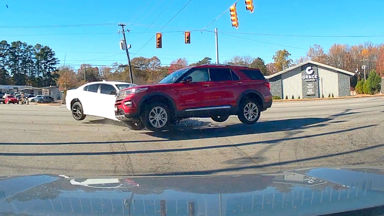 North American Car Crash Compilation - 358