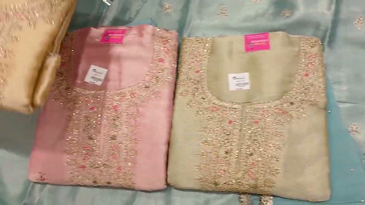 Trending suit #viral #trending #order @dahiy.acollection #fashion #9992996879