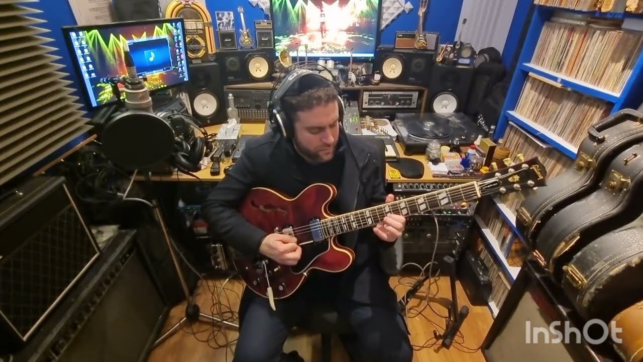 אלירן אלבז באולפן בקטע סולו של בן מוש [3] 