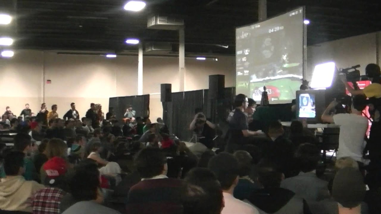 [SSBM] Crowd Monsters @ APEX 2015 - Leffen vs EG PPMD