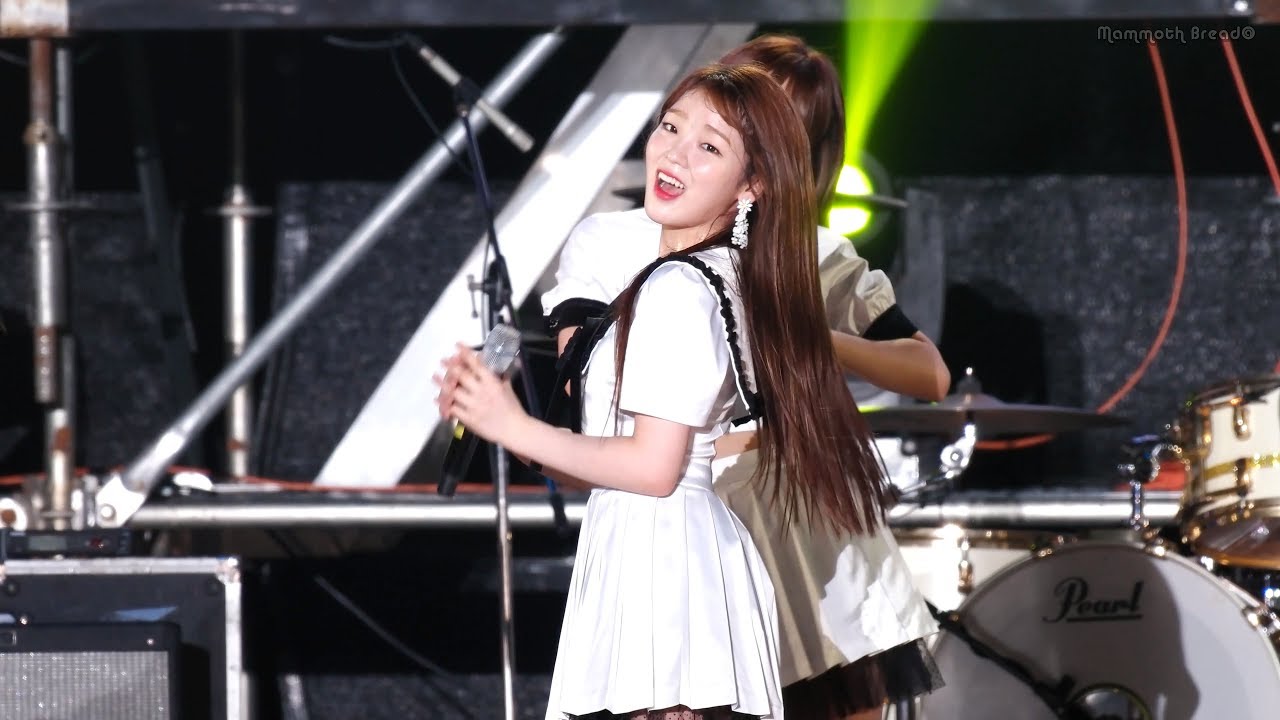 170815 오마이걸 (OHMYGIRL) 승희 (SeungHee) - Windy Day (윈디 데이) - 창원 광복 72주년 경축 음악회 [직캠 / FANCAM] [4K]