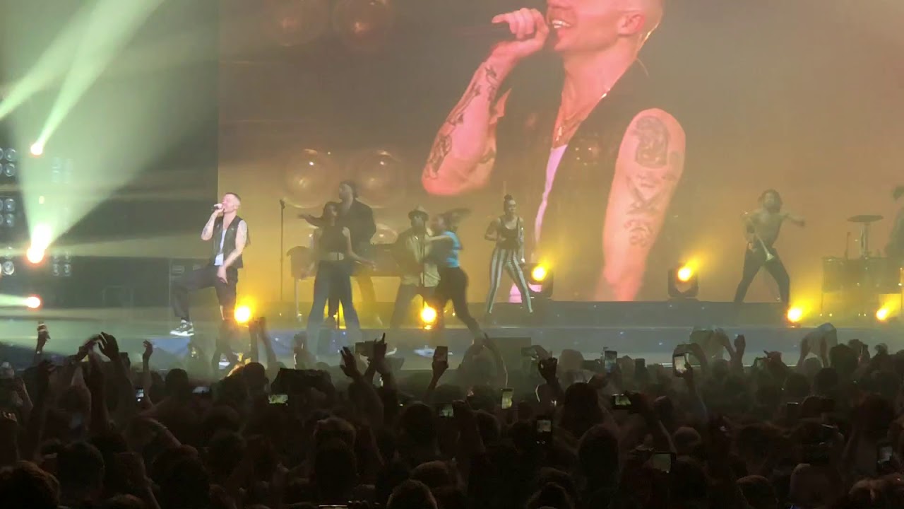 Macklemore - Glorious (Live)