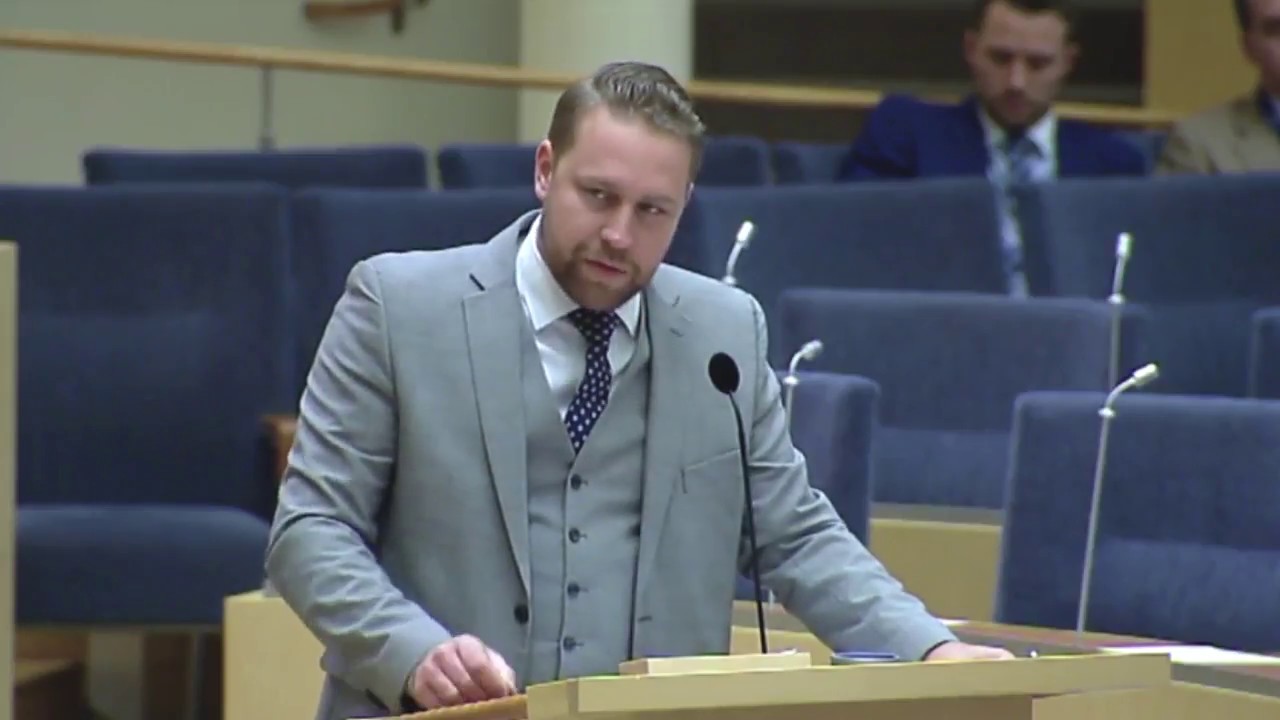 Mattias Karlsson till Stefan Löfven: 