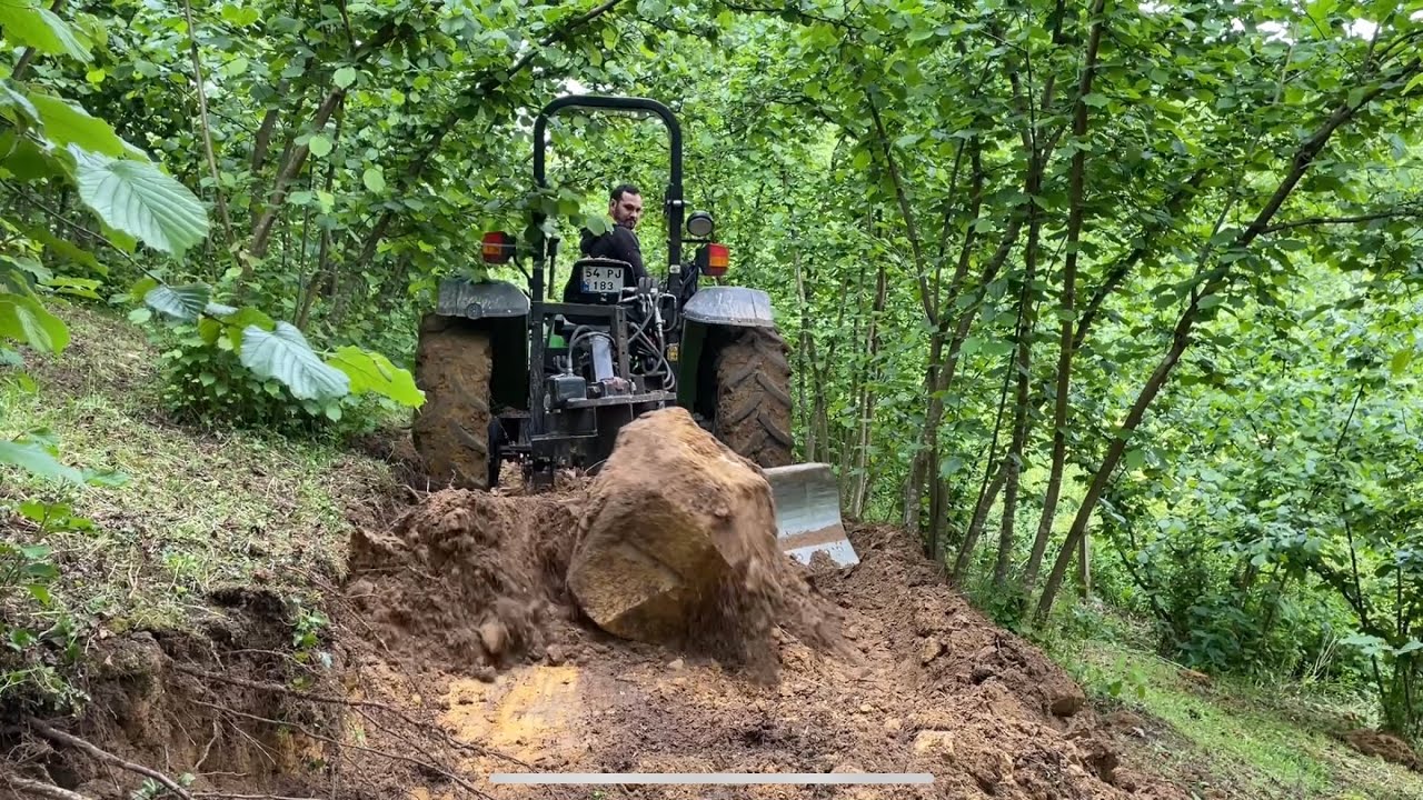 Deutz Fahr agrolux 310 sıyırgı ile fındıklığa yol yapma