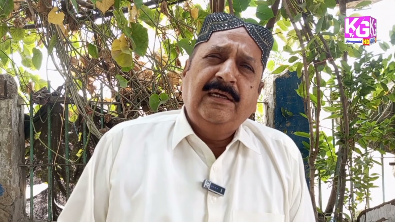 Renowned artist Akhtar Khokhar, known as “Mohabbati Manhoon,” sings in his captivating voice.