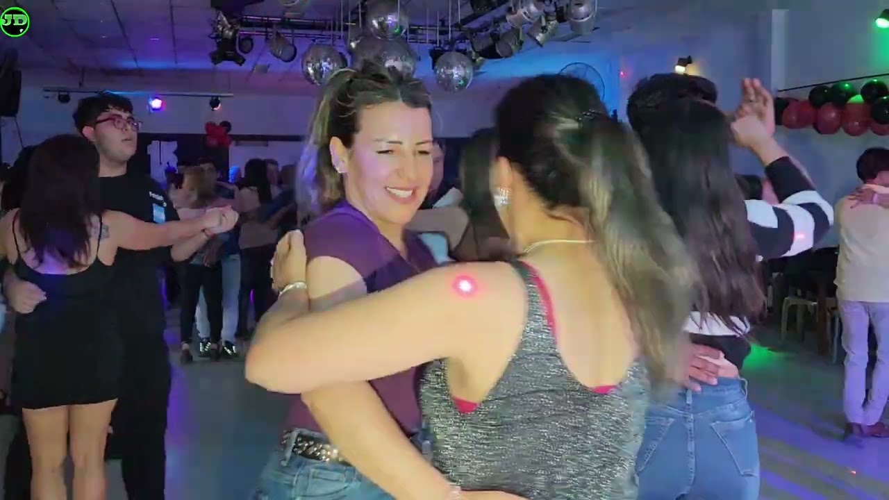 SHOW EN VIVO DE MUSICAL FRECUENCIA EN EX IDEAS DULCE Parte (1) 19/10/25