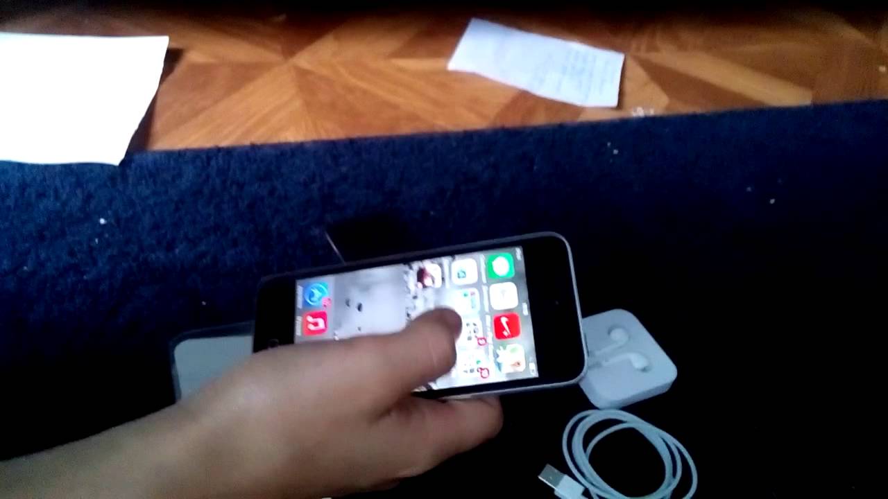 Друг делает обзор iPod 5g