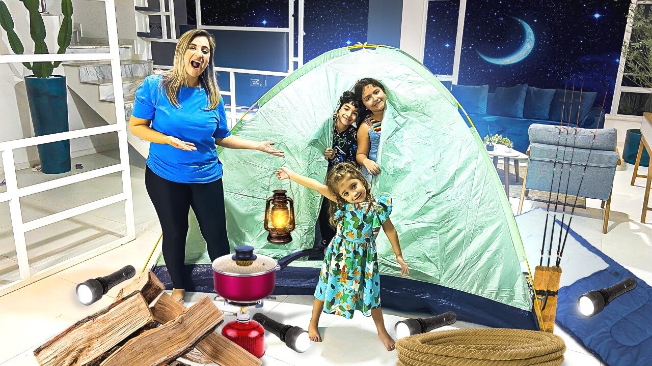 FIZEMOS UM ACAMPAMENTO NA NOSSA SALA !!!