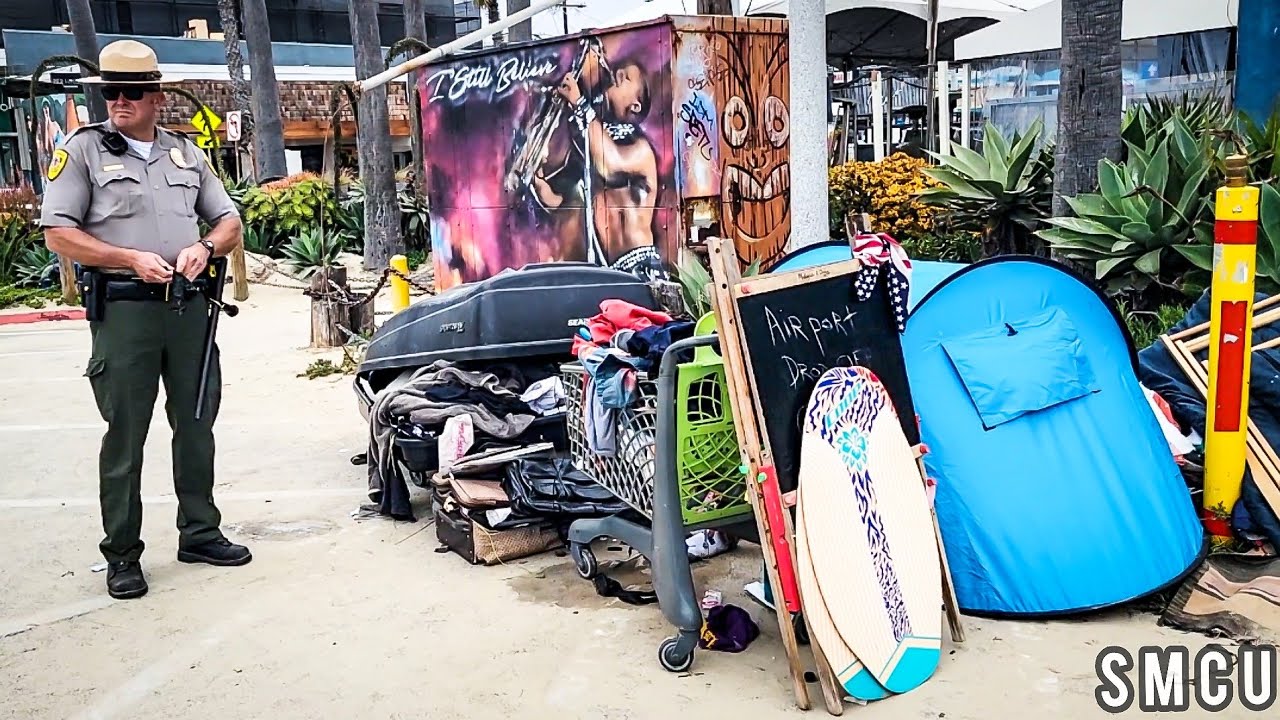 Weekly Homeless Encampment Cleanup at Venice Beach
