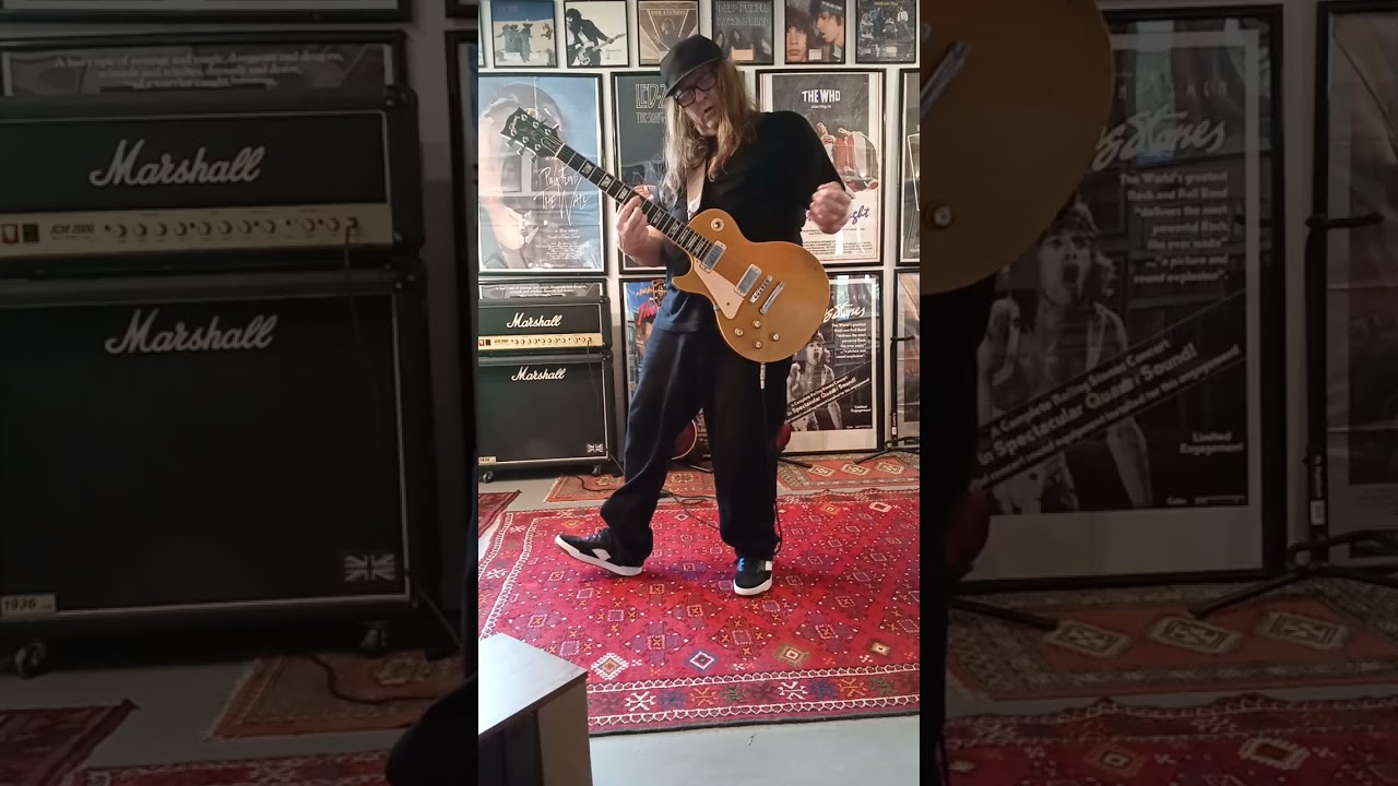 Heroes David Bowie performed by Doug Giles 