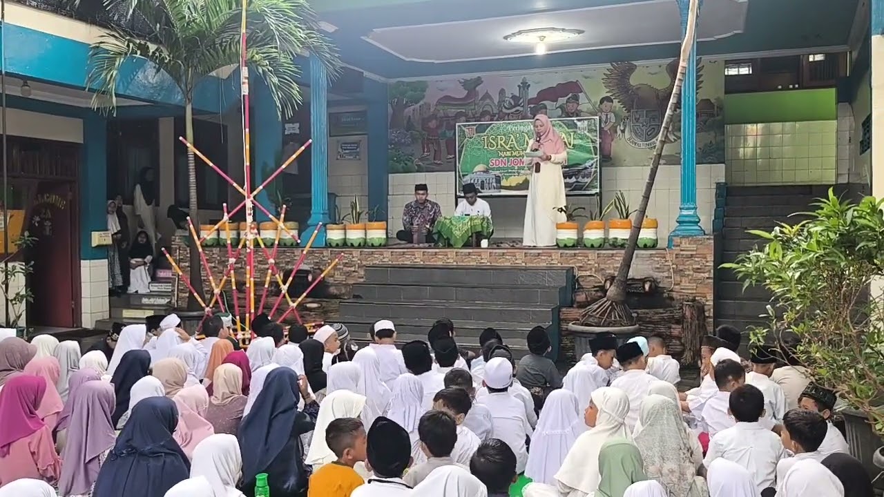 SDN JOMBLANG 01 MEMPERINGATI ISRA' MI'RAJ NABI MUHAMMAD SAW TAHUN 2025