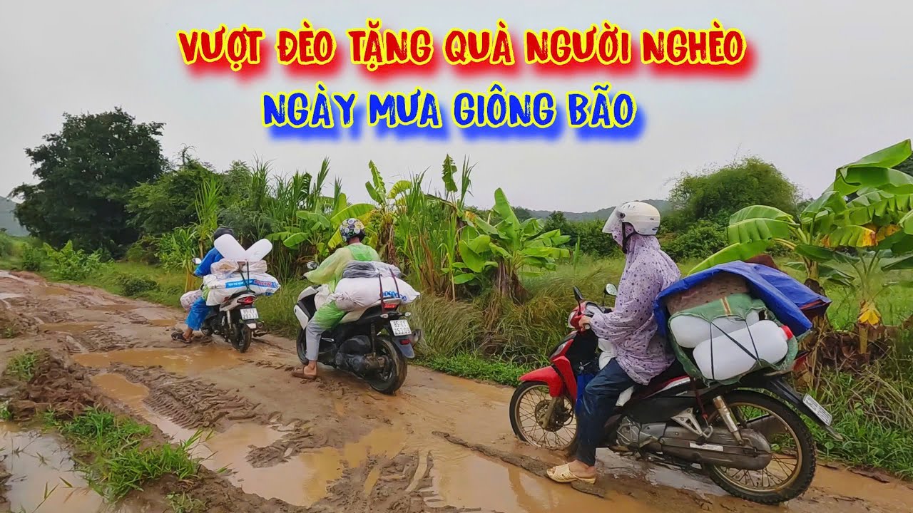 TRỜI MƯA giông bão, lội nước sình lầy, trơn trượt vẫn không LÙI BƯỚC - tập 1192