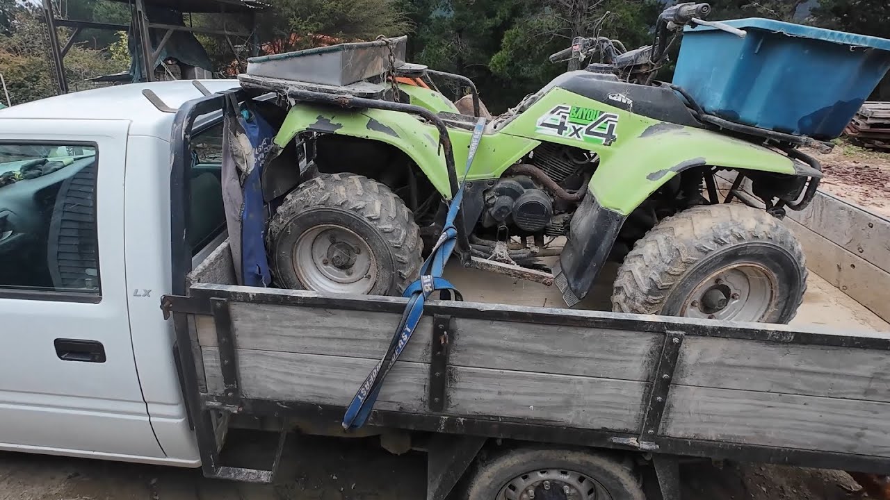 Saving a Forgotten Kawasaki KLF300 4x4 from the Scrap Heap