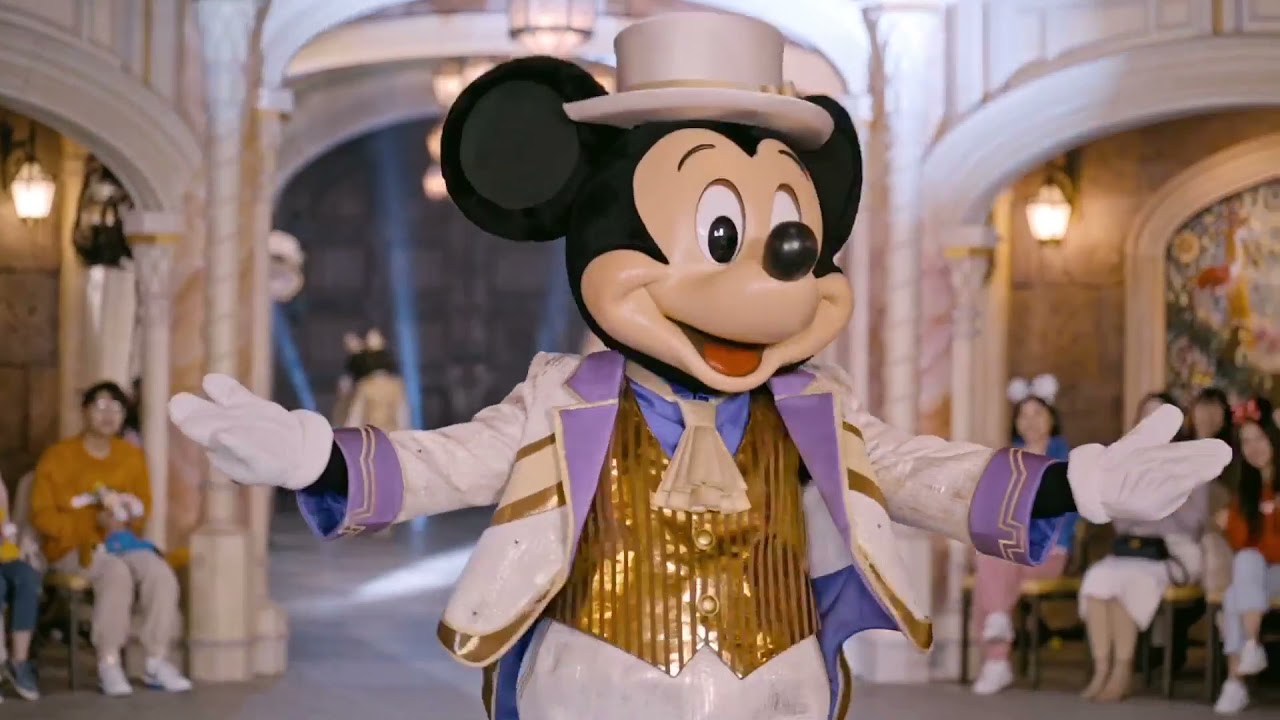 Disney Video: Shanghai Disney Resort 5th Anniversary Fashion Show