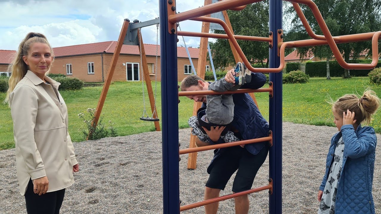 TIL NADIAS FØDSELSDAG 🇩🇰 PÅ LEGEPLADSEN MED BØRNENE👶👧👧👧