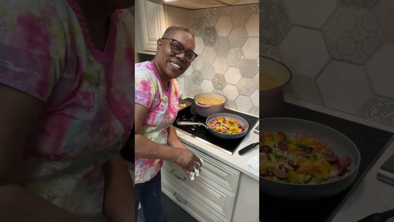 Уютная кухня Кэрри уже здесь! Давайте пожарим эту рыбку!