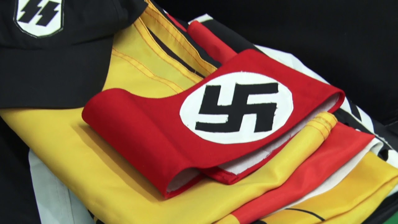 Polícia Civil apreende bandeira e objetos nazista em apartamento de um condomínio de RC
