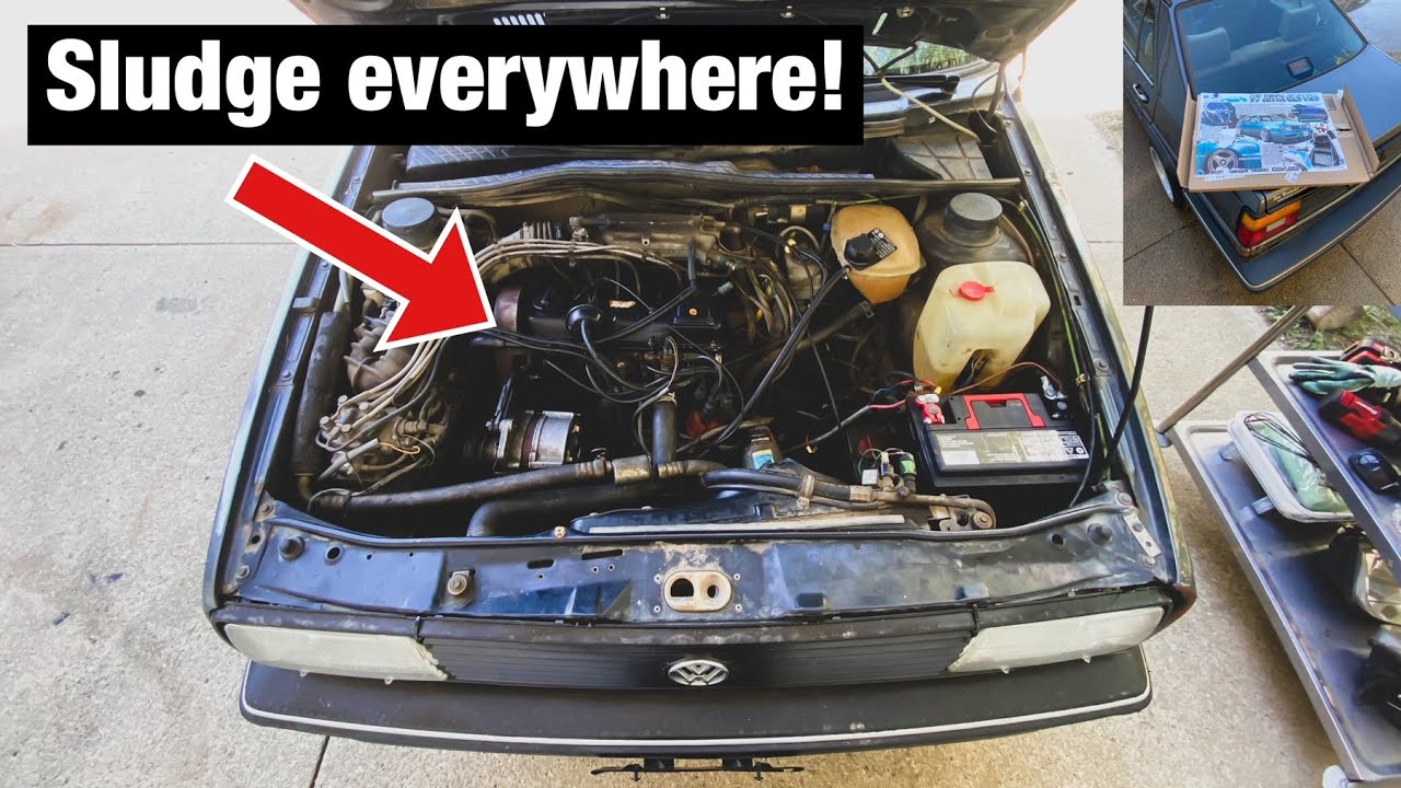 35 Year Old Engine Bay Clean Up! 1987 Jetta GL ( + New Posters! )