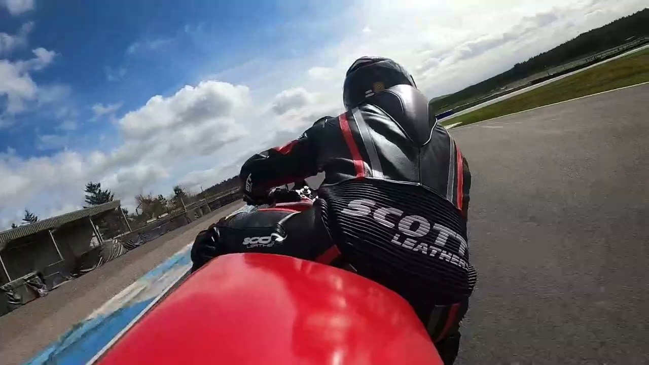 Niall MacKenzie Trackday Knockhill 08.04.2024 - Intermediate - 2002 Yamaha R6 - 58.62 sec lap time