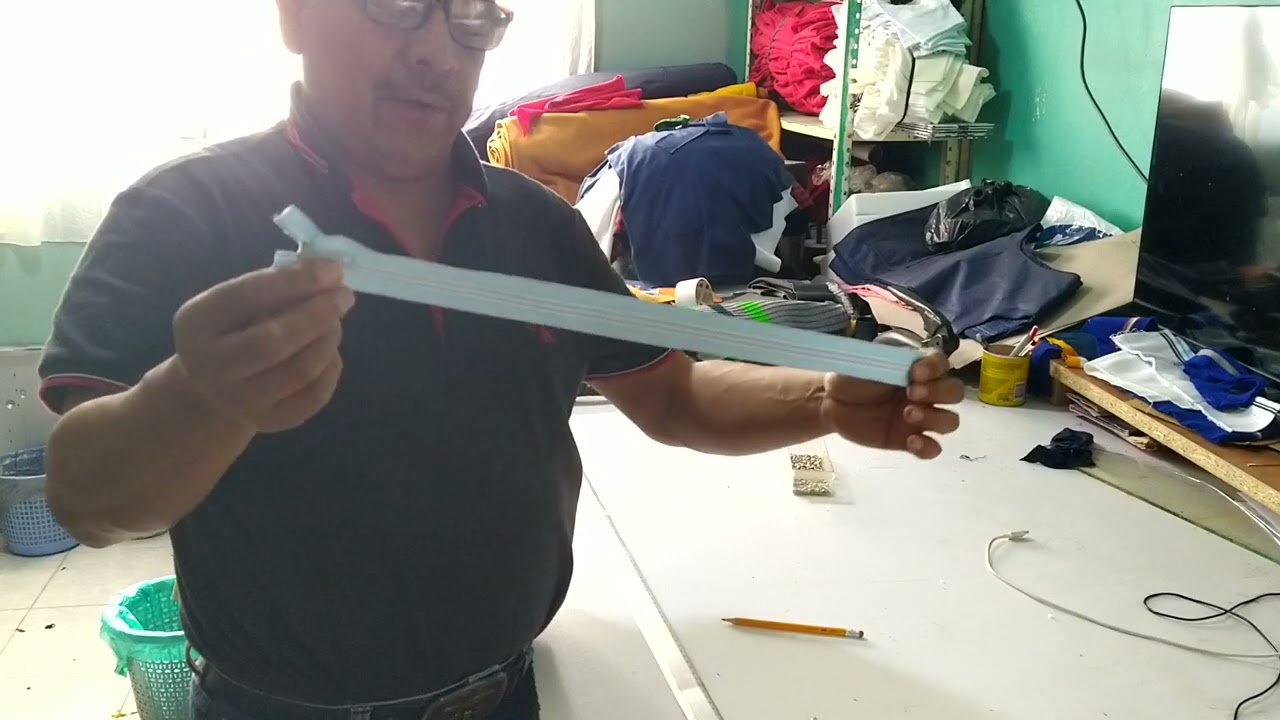 Como recortar un cierre para chamarra