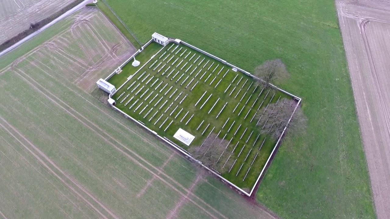 Somme Battlefields Gommecourt British Cemetery No2, WW1
