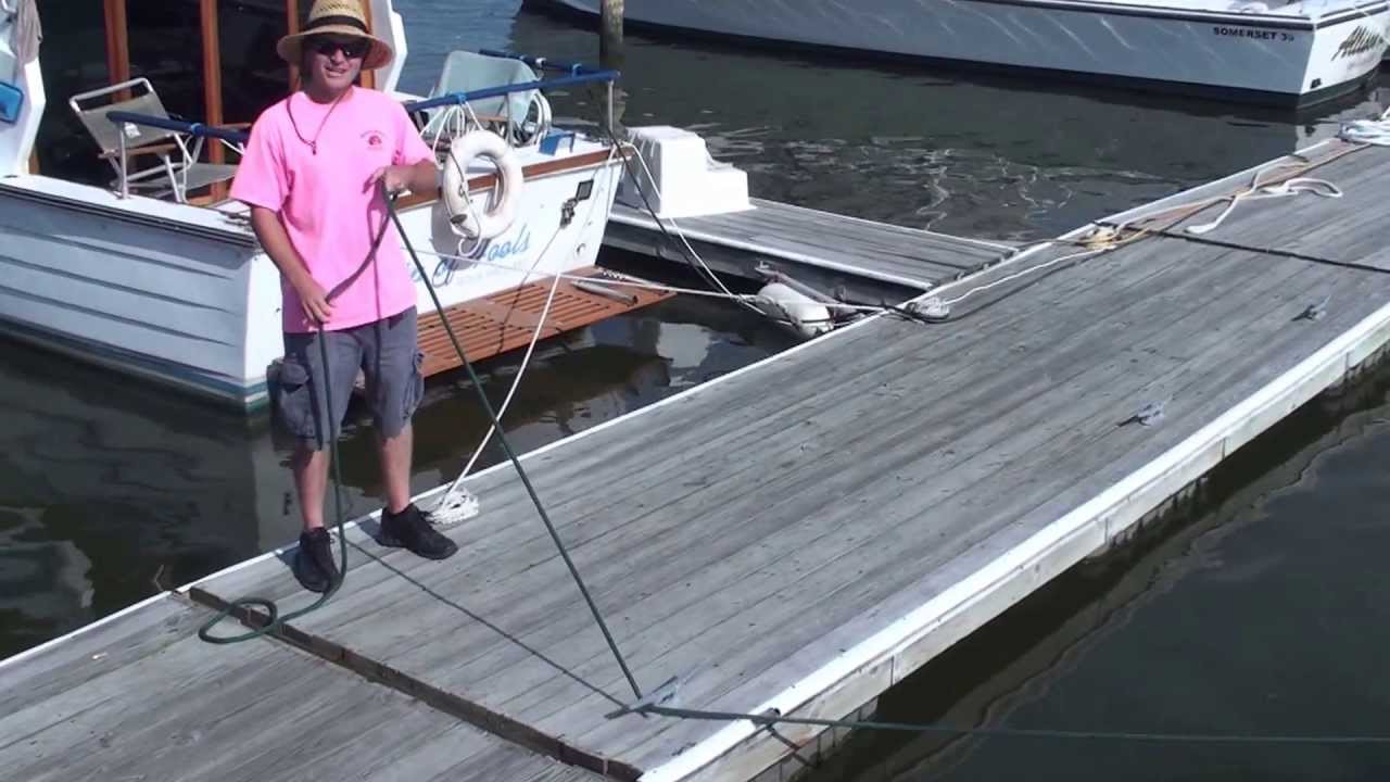 Dean the Dockmaster flip ties a boat, Rock Hall, MD 6/16/13