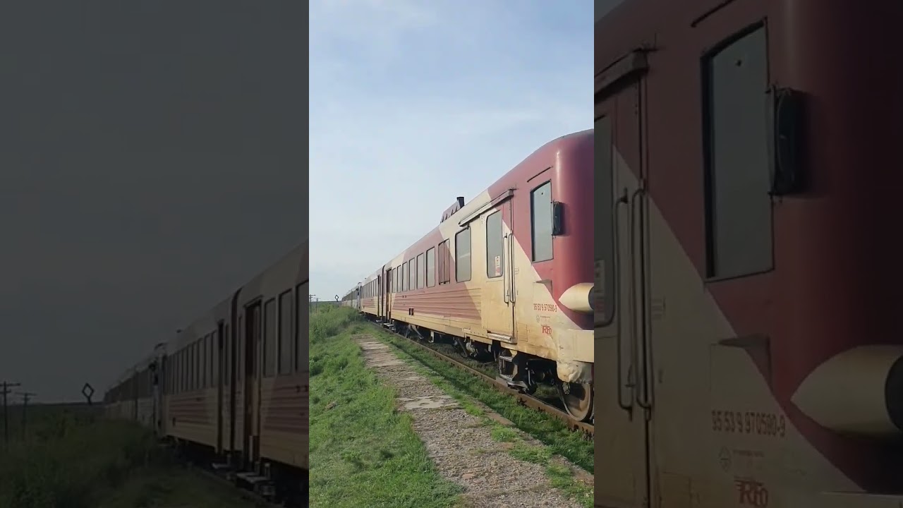RegioTrans R11432 Dorohoi-Iasi arrive in Rauseni with 3 French automotors #train #regio #regiotrans