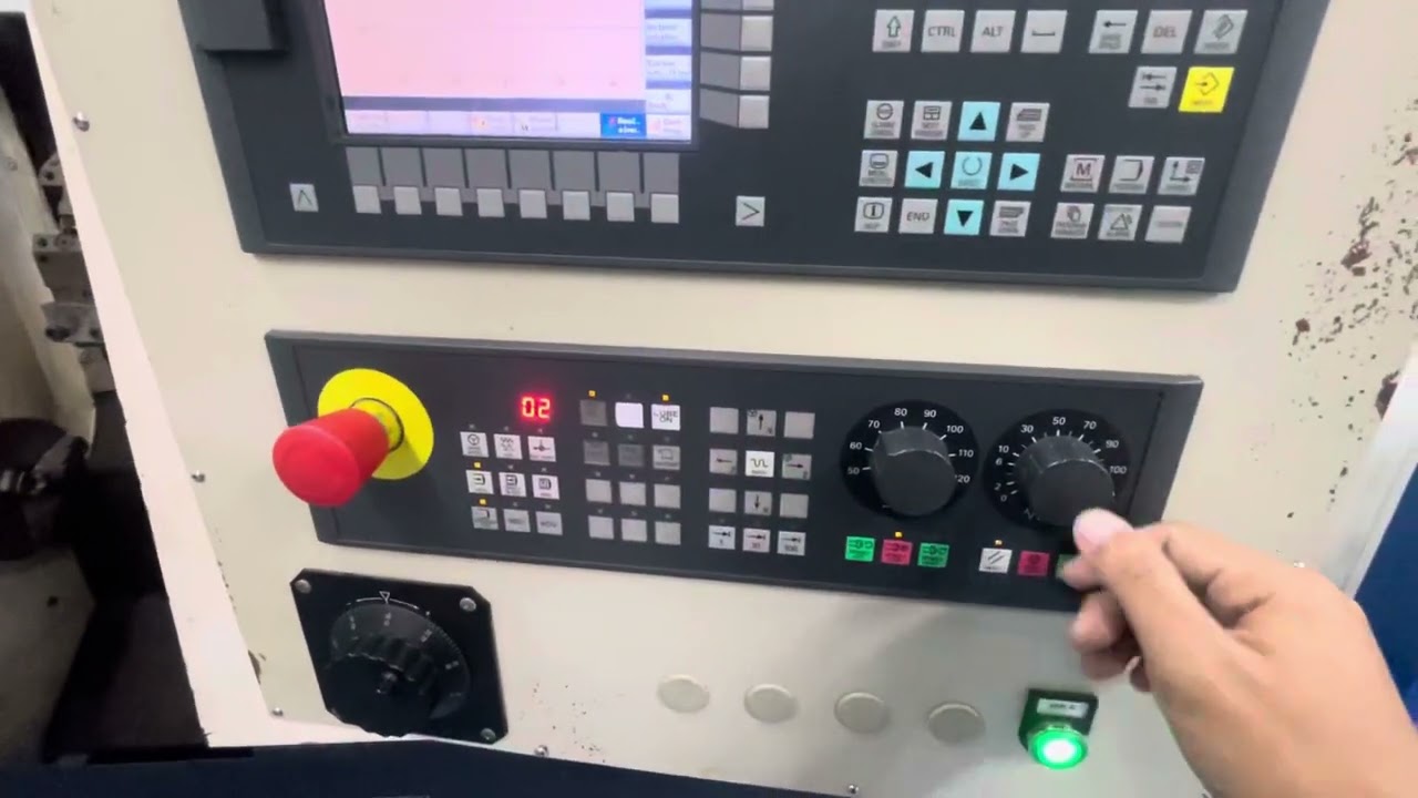 เครื่องกลึงซีเอ็นซี SiEMENS 808D Turning