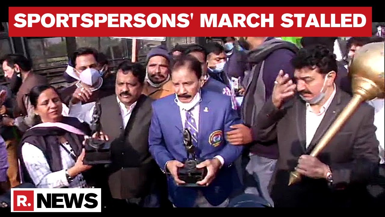 Delhi Police Stop Sportspersons' March Towards Rashtrapati Bhavan Amid Farmers' Agitation