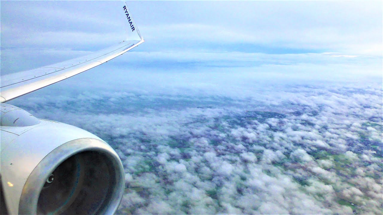 (4K) Ryanair Boeing 737-8AS | Birmingham to Dublin  *Full Flight*
