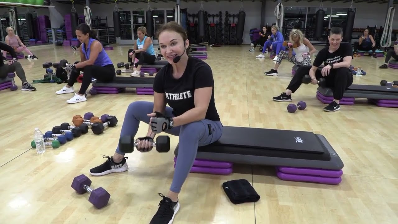 Тренировка для всего тела от Кэти Фридрих № 584 (прямая трансляция).