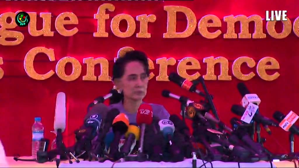DVB Live - ေဒၚေအာင္ဆန္းစုၾကည္ ေရြးေကာက္ပြဲအၾကဳိ သတင္းစာရွင္းလင္းပြဲ (အပိုင္း - ၁)